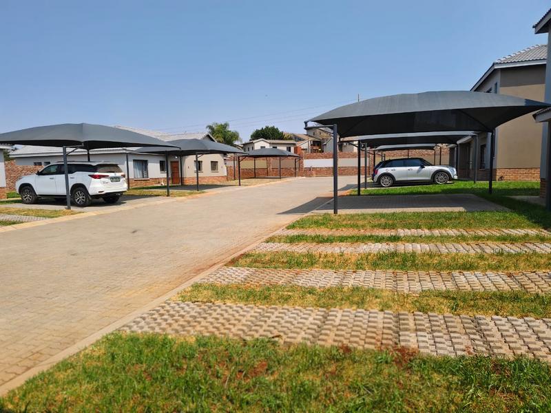 3 Bedroom Property for Sale in Waterval East North West